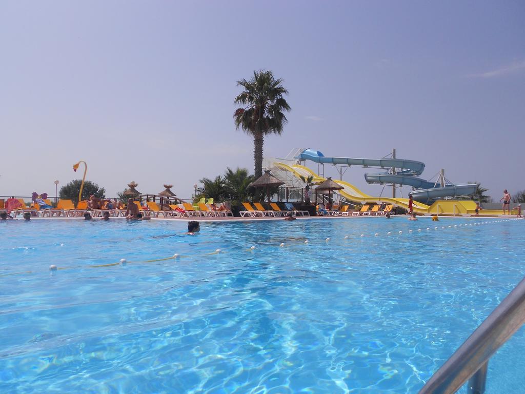 Camping Officiel Siblu Le Lac Des Reves Lattes Bagian luar foto
