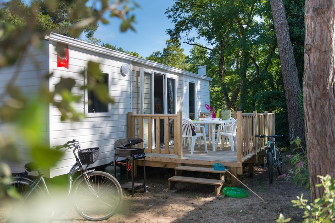 Camping Officiel Siblu Le Lac Des Reves Lattes Bagian luar foto