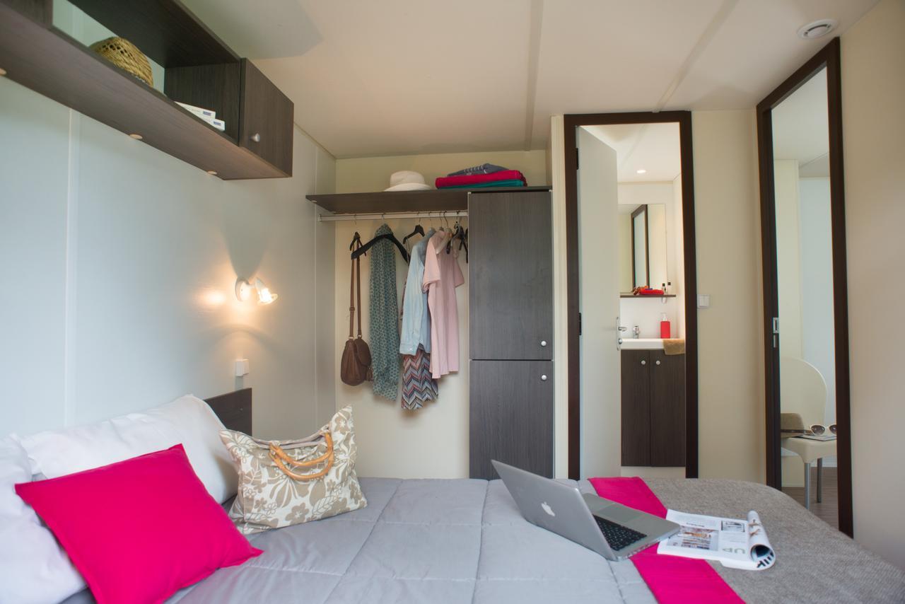 Camping Officiel Siblu Le Lac Des Reves Lattes Bagian luar foto